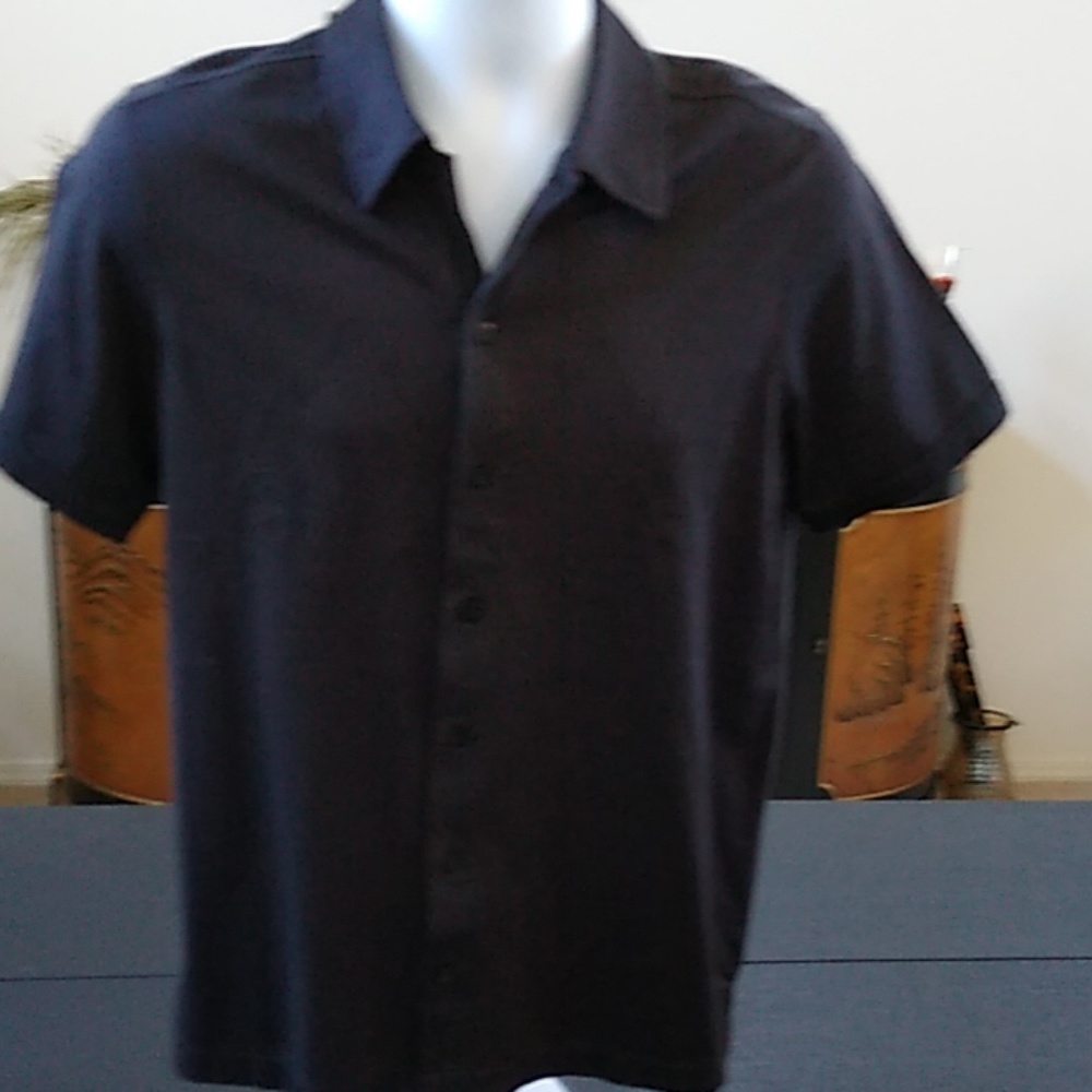 Brand new Reactions/Kenneth Cole button down
